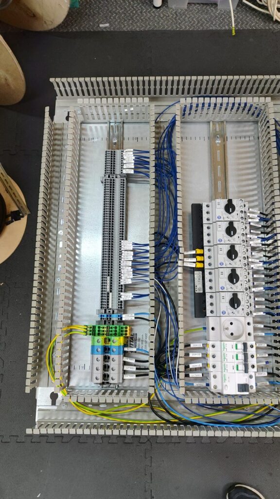 Realizacja Elektro Fabriq